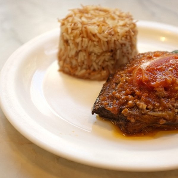 2ª - Beringela recheada com Arroz sírio